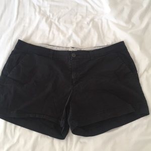 BLACK OLD NAVY SHORTS
